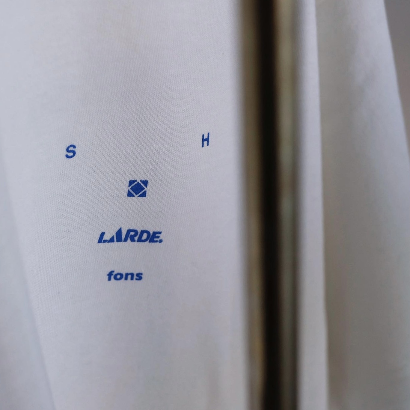 - Exhibition limited T-shirt -