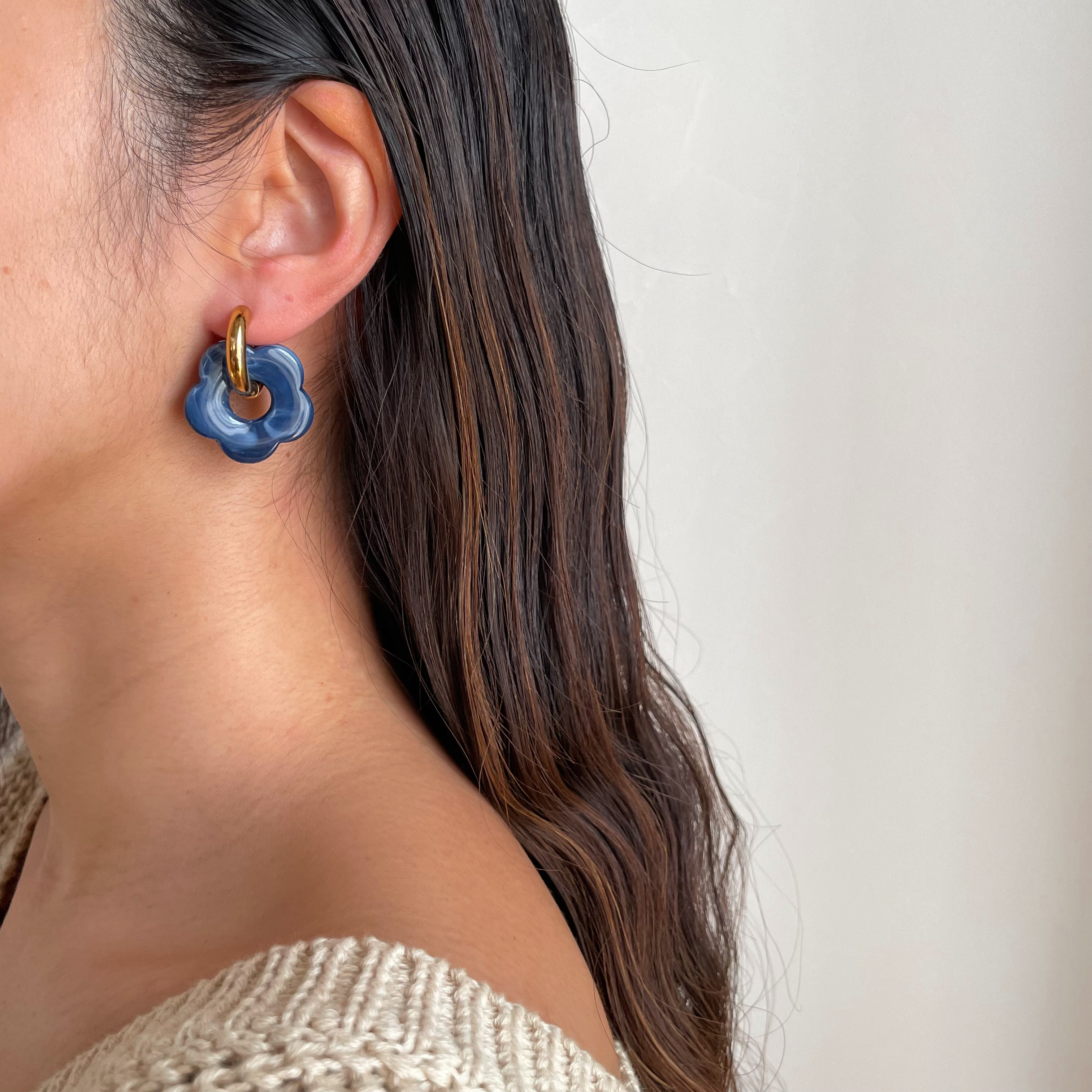 316L サージカルステンレスフラワーフープピアス#ネイビー