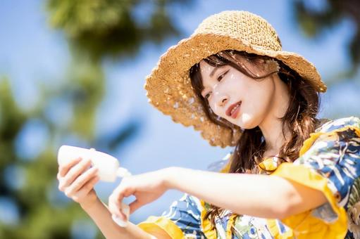 【5月の紫外線は真夏並み!!今すぐ始める「肌と海を守る」UVケア】