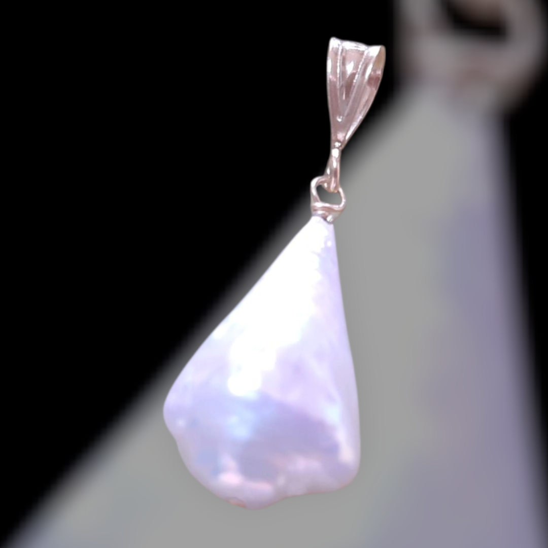 淡水真珠トライアングル14KGFペンダントトップ✨