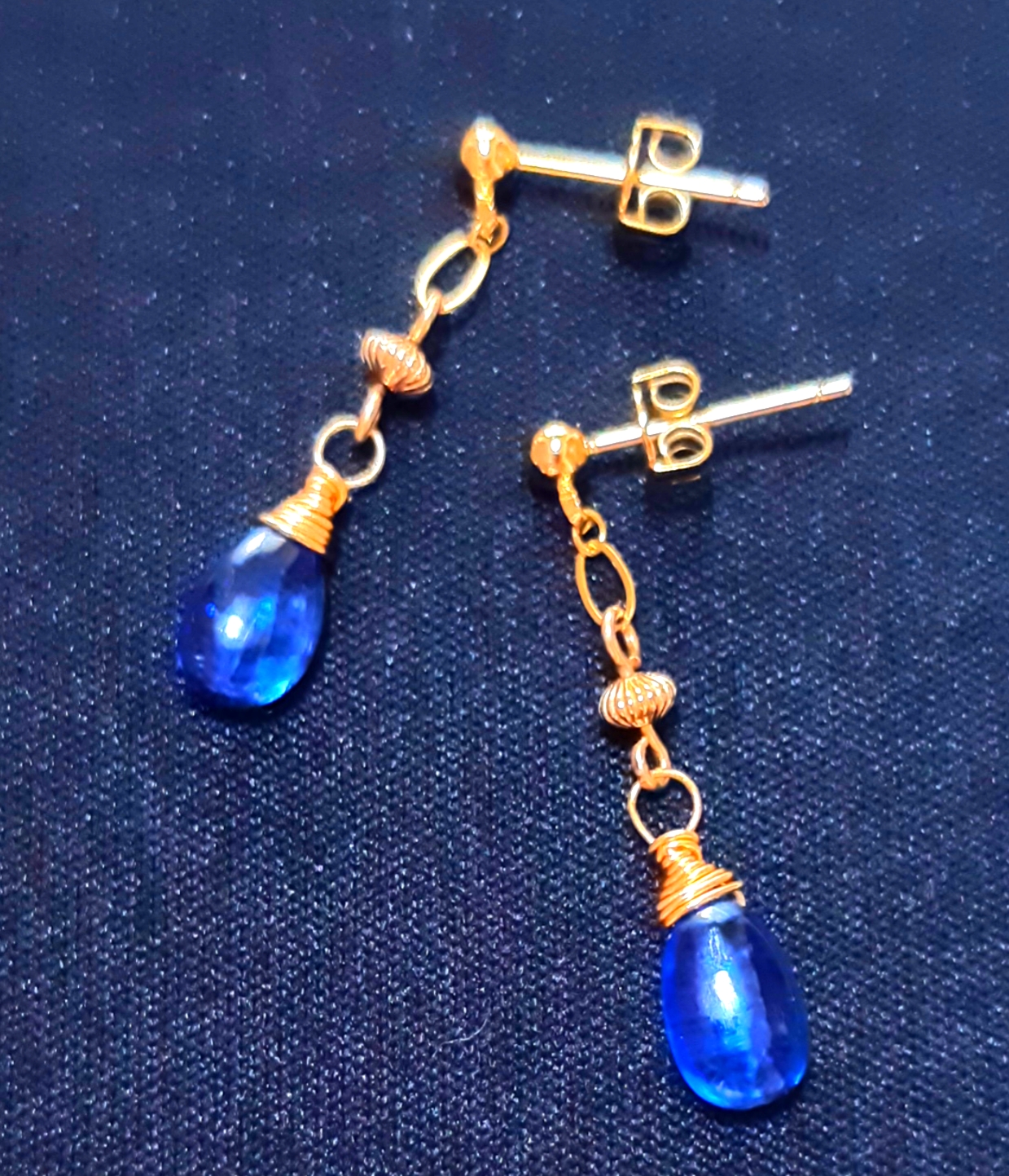 ブルーカイヤナイトワイヤーピアス✴