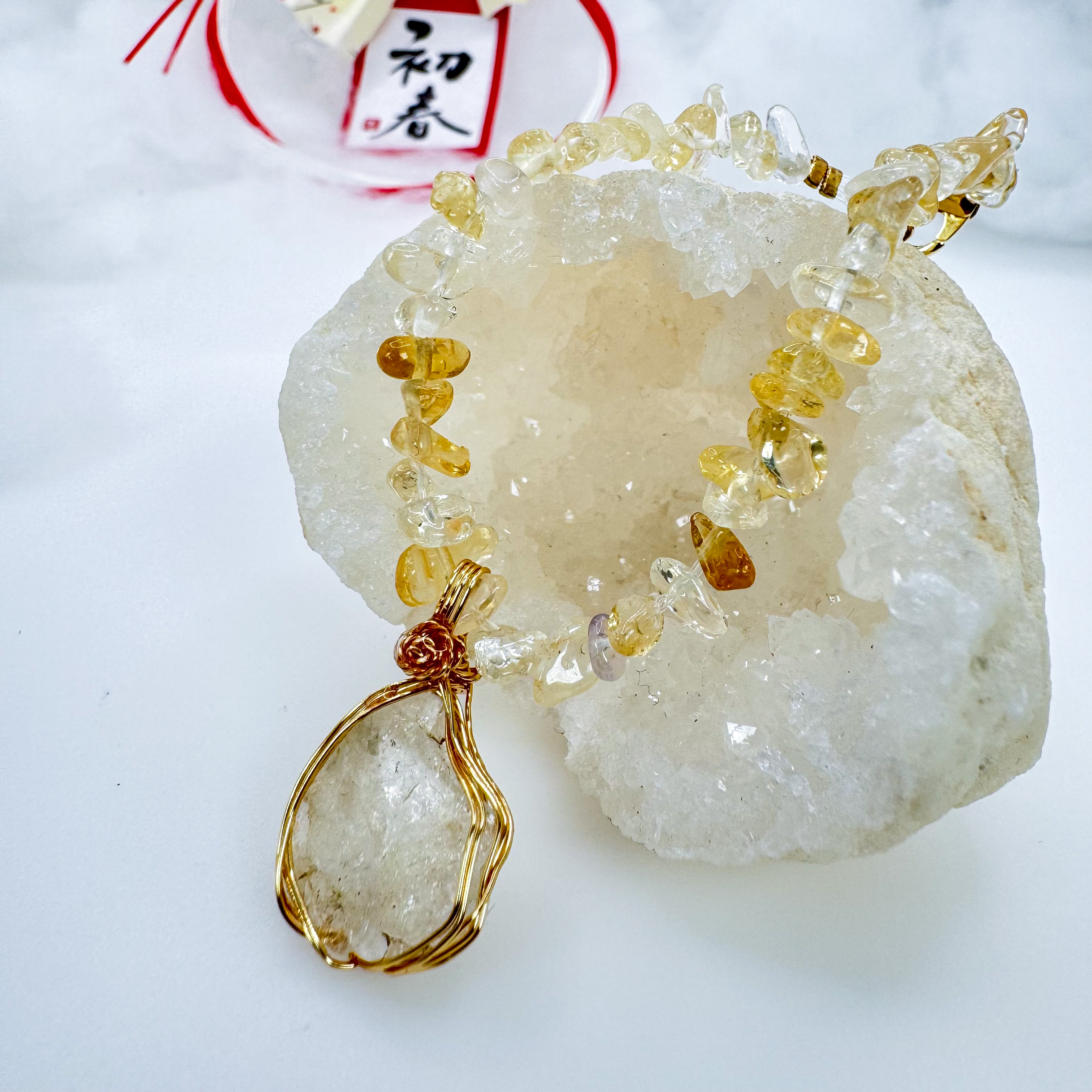 新しい季節に寄り添う、高千穂水晶のアクセサリー