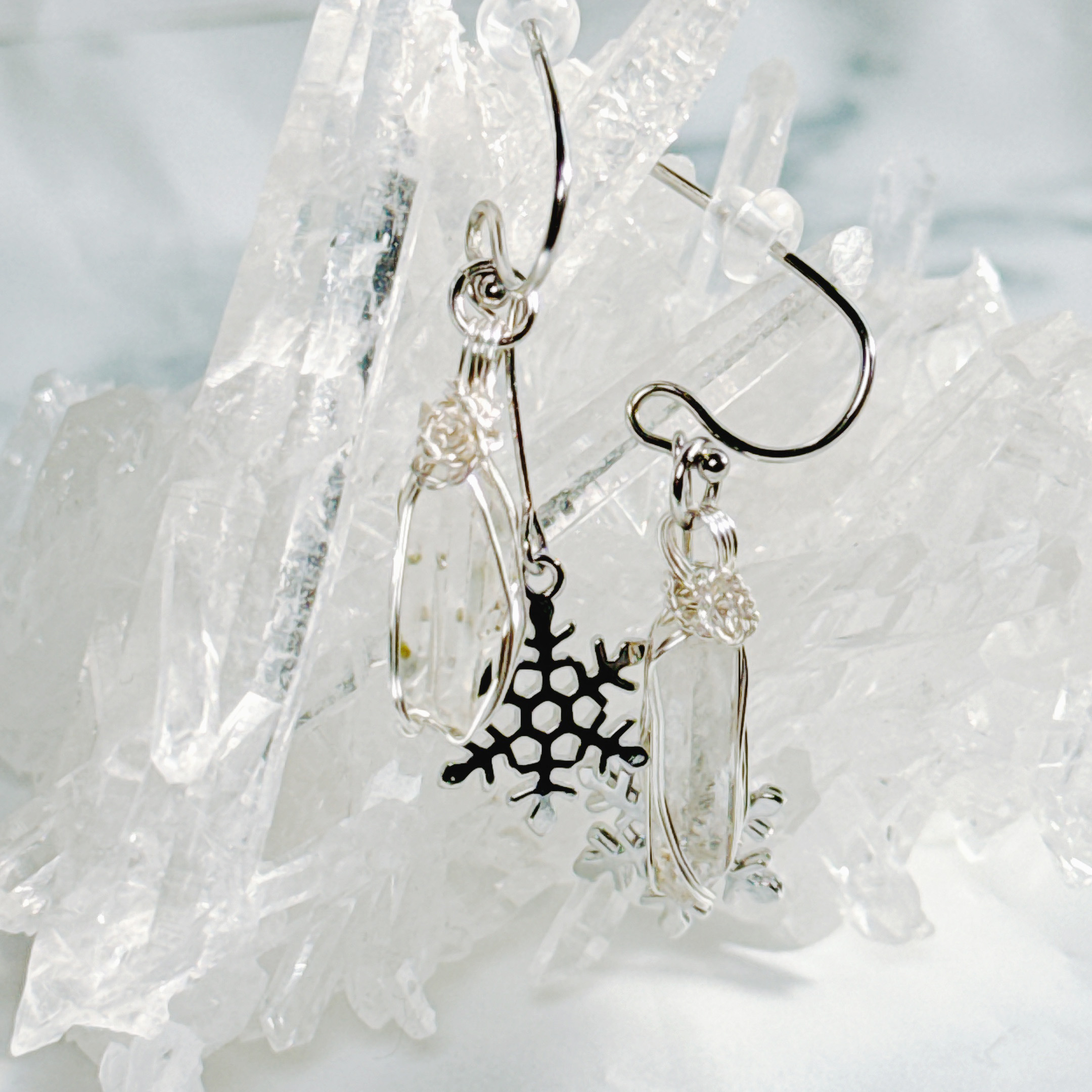 夜空に輝く✨冬季限定❄高千穂水晶のシルバー925ピアス