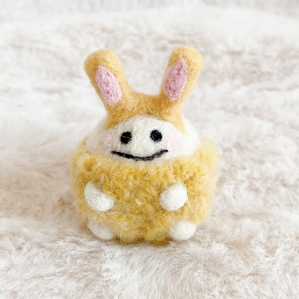 黄色なうさぎちゃんのおまんじゅうたろう🐰💛