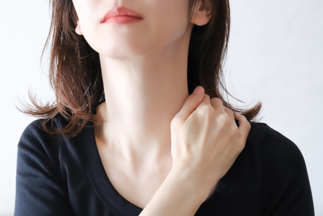 「その疲れ、顔に出ていませんか?眼精疲労と『老け見え』を同時にケアする方法」