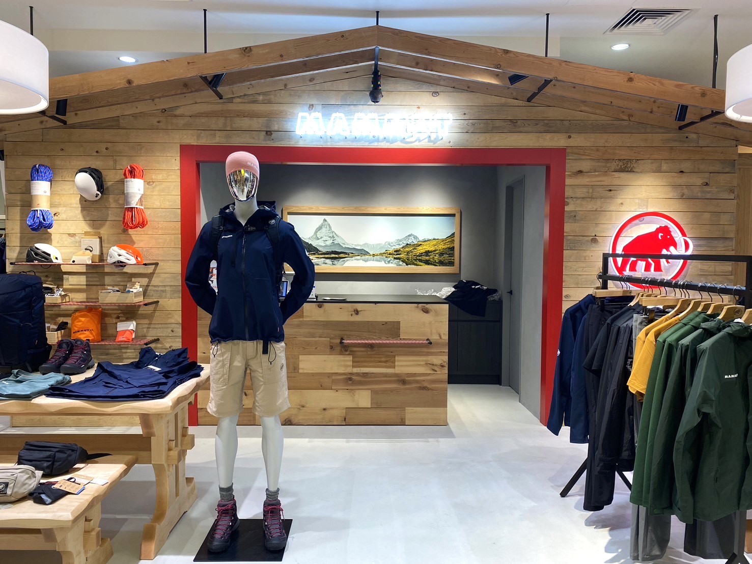 スイス発プレミアム・アウトドアブランド「MAMMUT(マムート)」