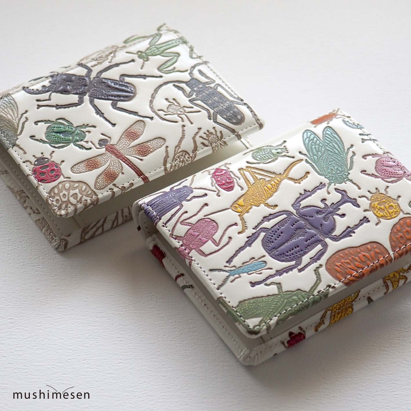 お待たせしました！二つ折り財布が入荷しました♪