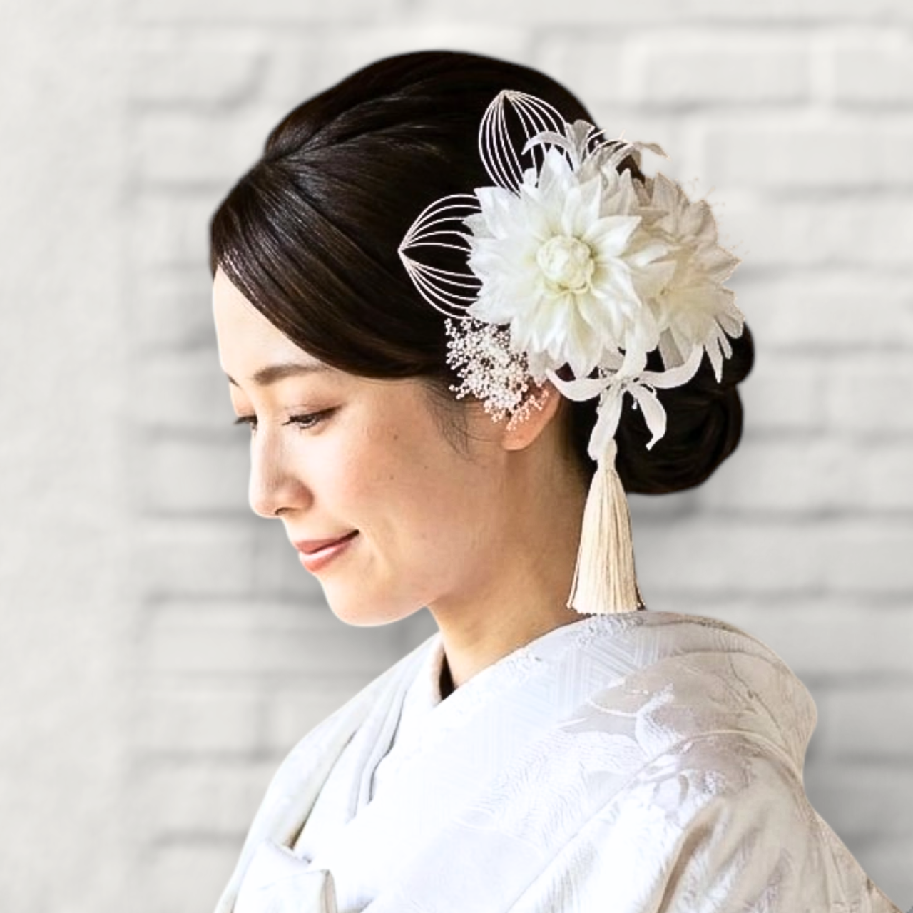 《新商品》純白を纏う、ダリアの髪飾り