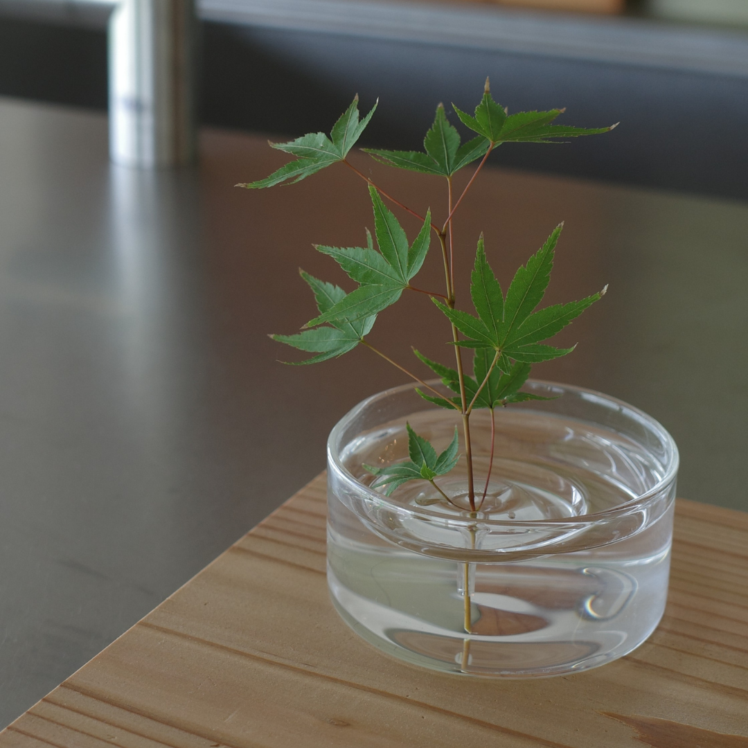 フローティングベース再入荷しました！