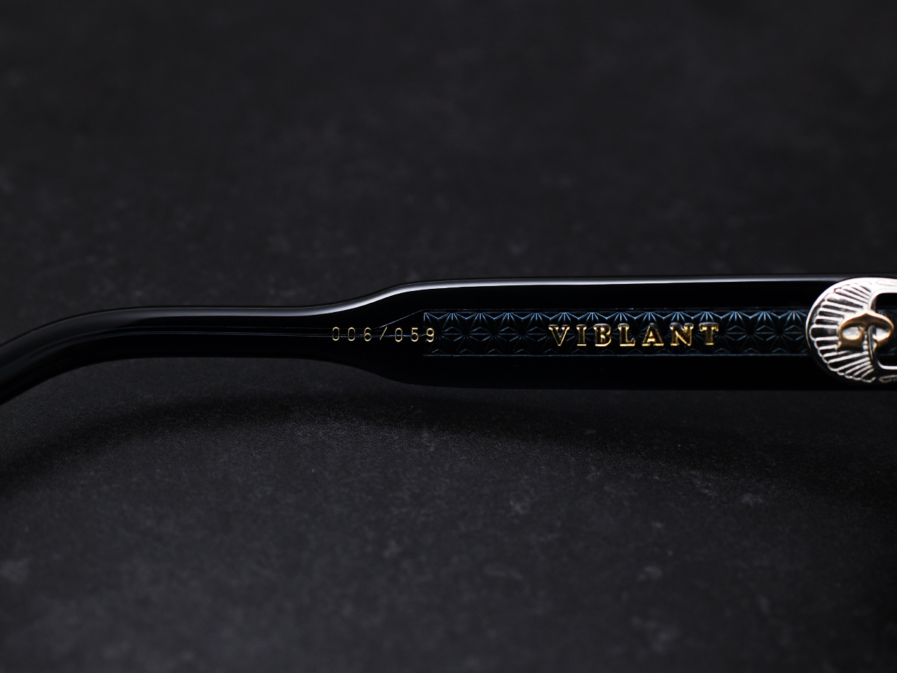 GROOVERが守りたい“本物”の想い―手刻みのシリアルナンバーでつなぐ世界―