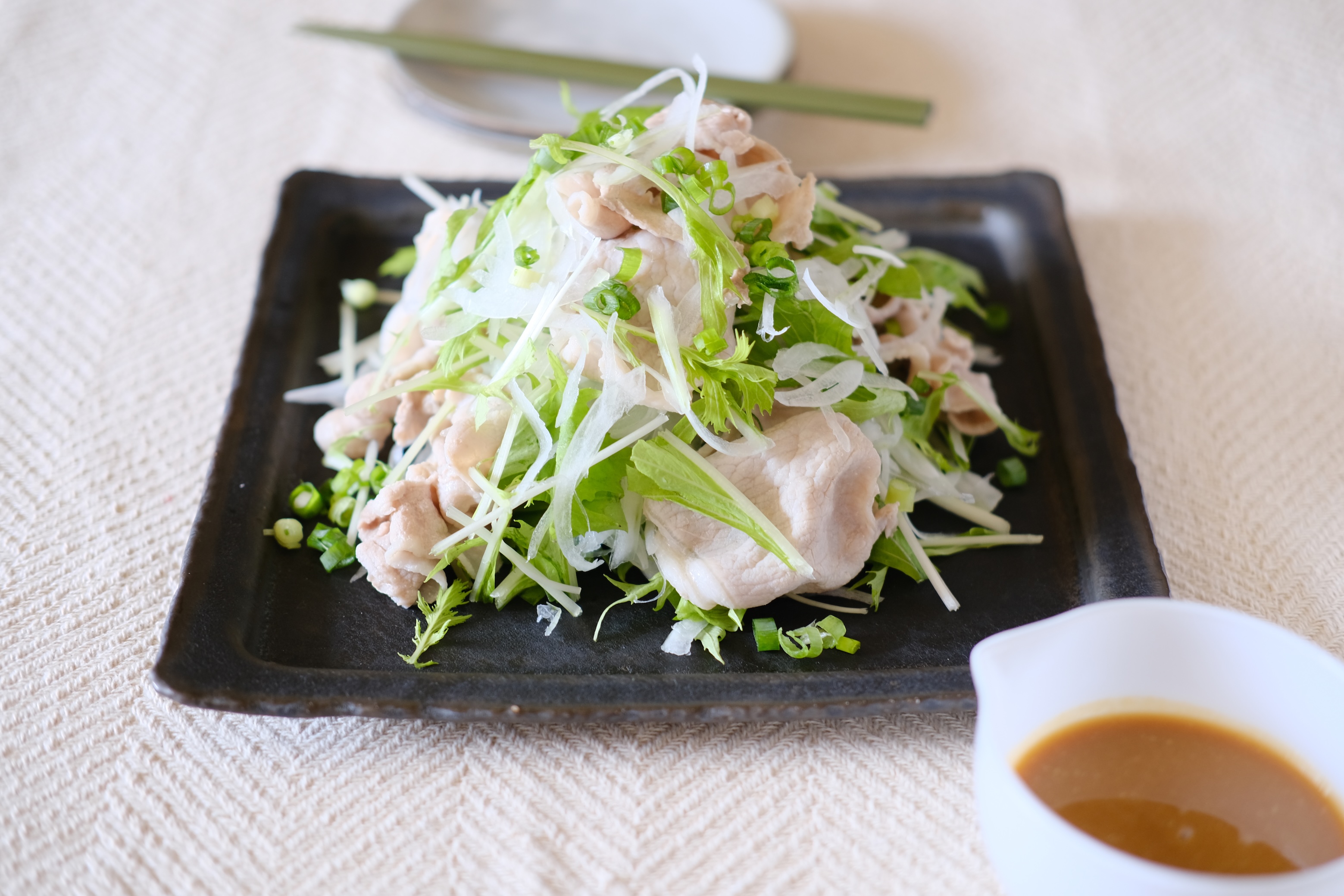 新・万能調味料　はちみつレモンレシピvol.19　和風ゴマだれにもはちみつレモン！