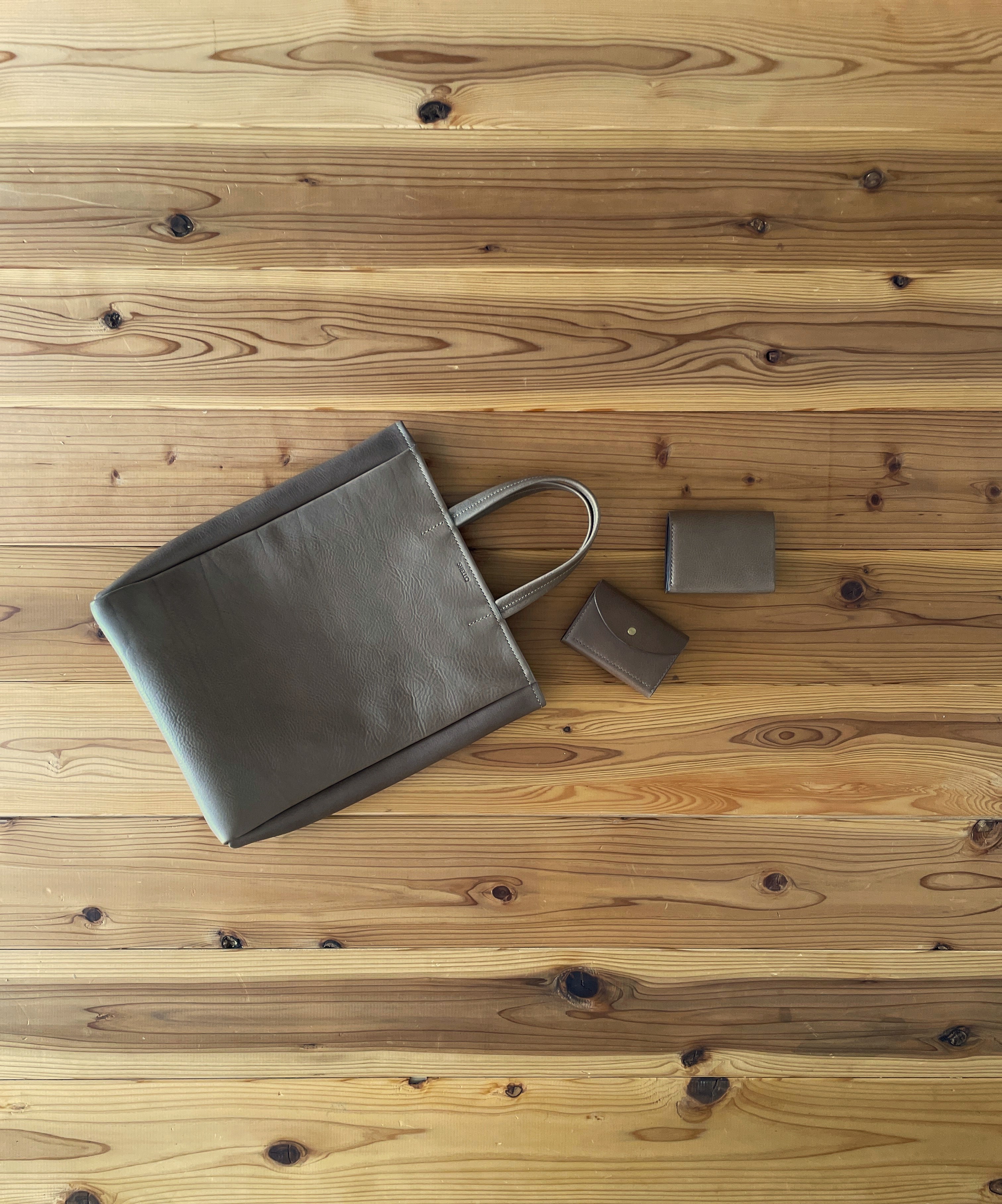 定番色「トープ」について