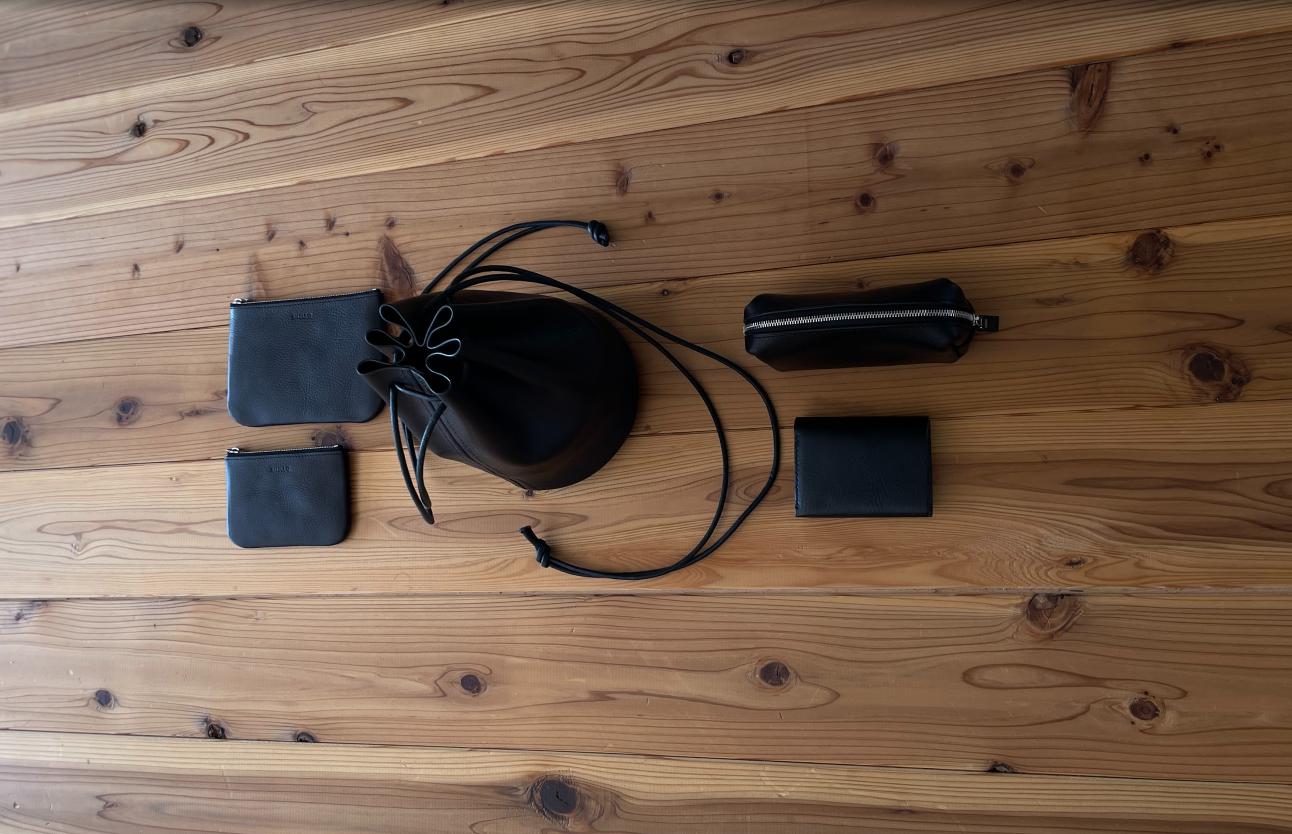 定番色「ブラック」について