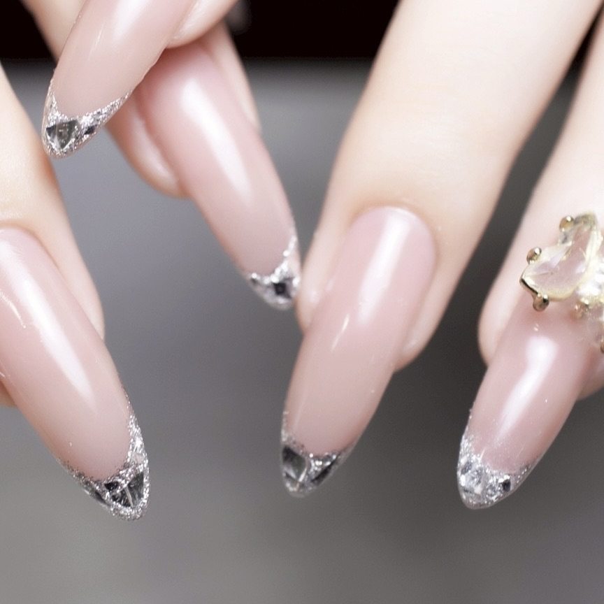 長さだしのやり方を徹底解説｜ジェルネイルで失敗しない方法