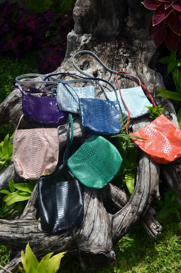 パイソンレザーの魅力