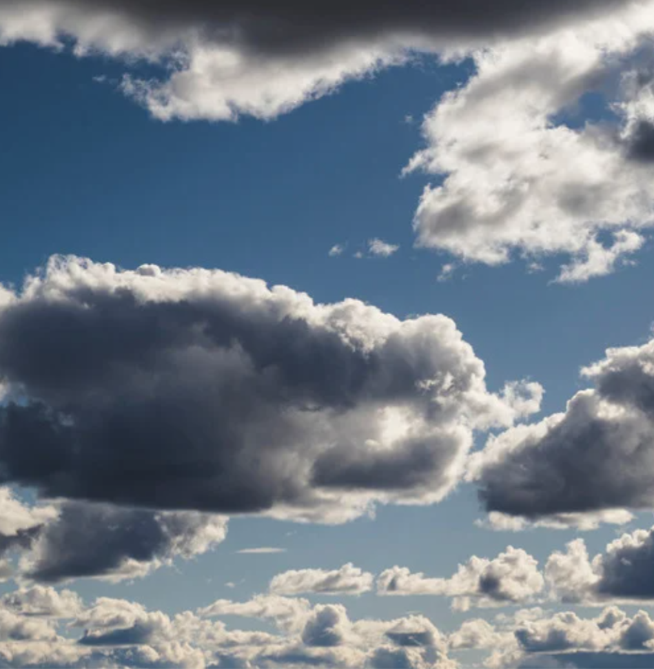 「紫外線」は曇りや雨の日でも降り注いでいる!?
