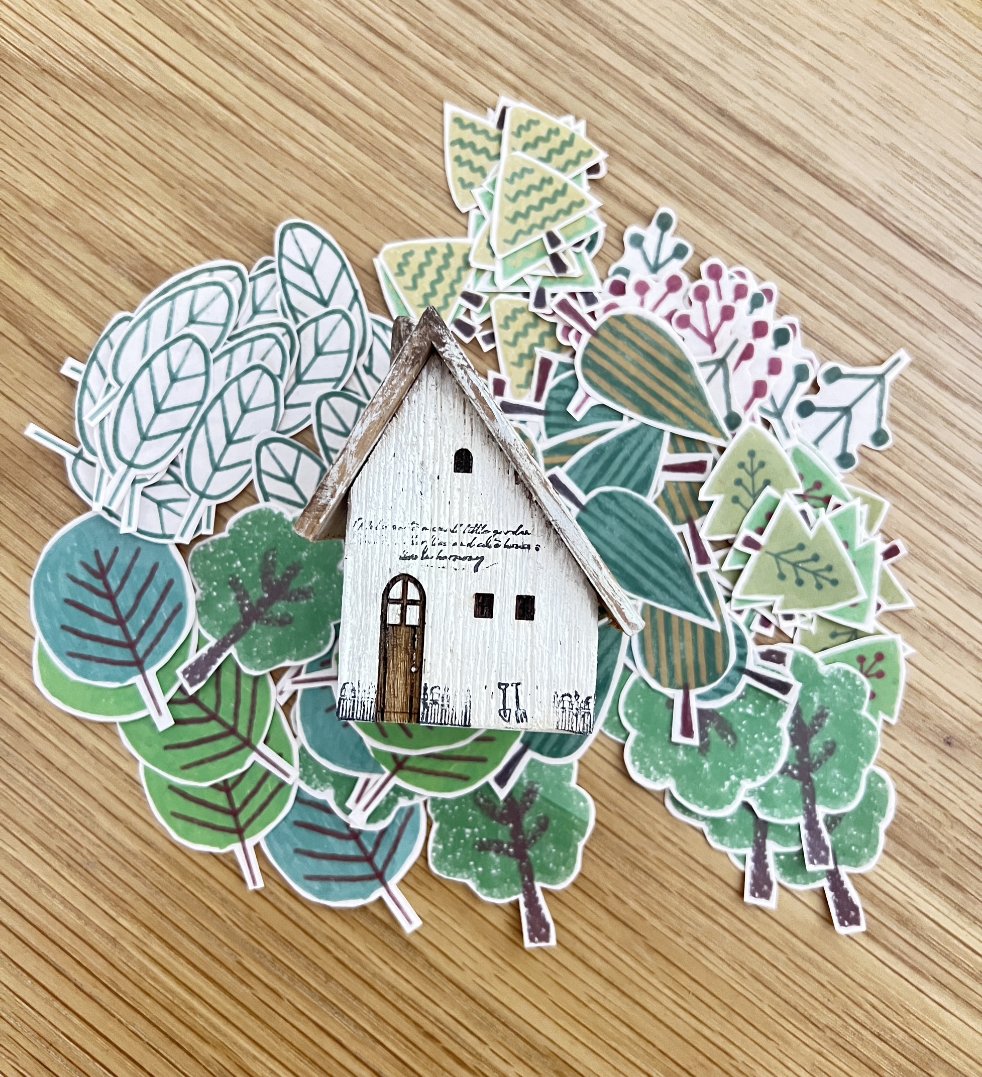 森の中のかわいいお家