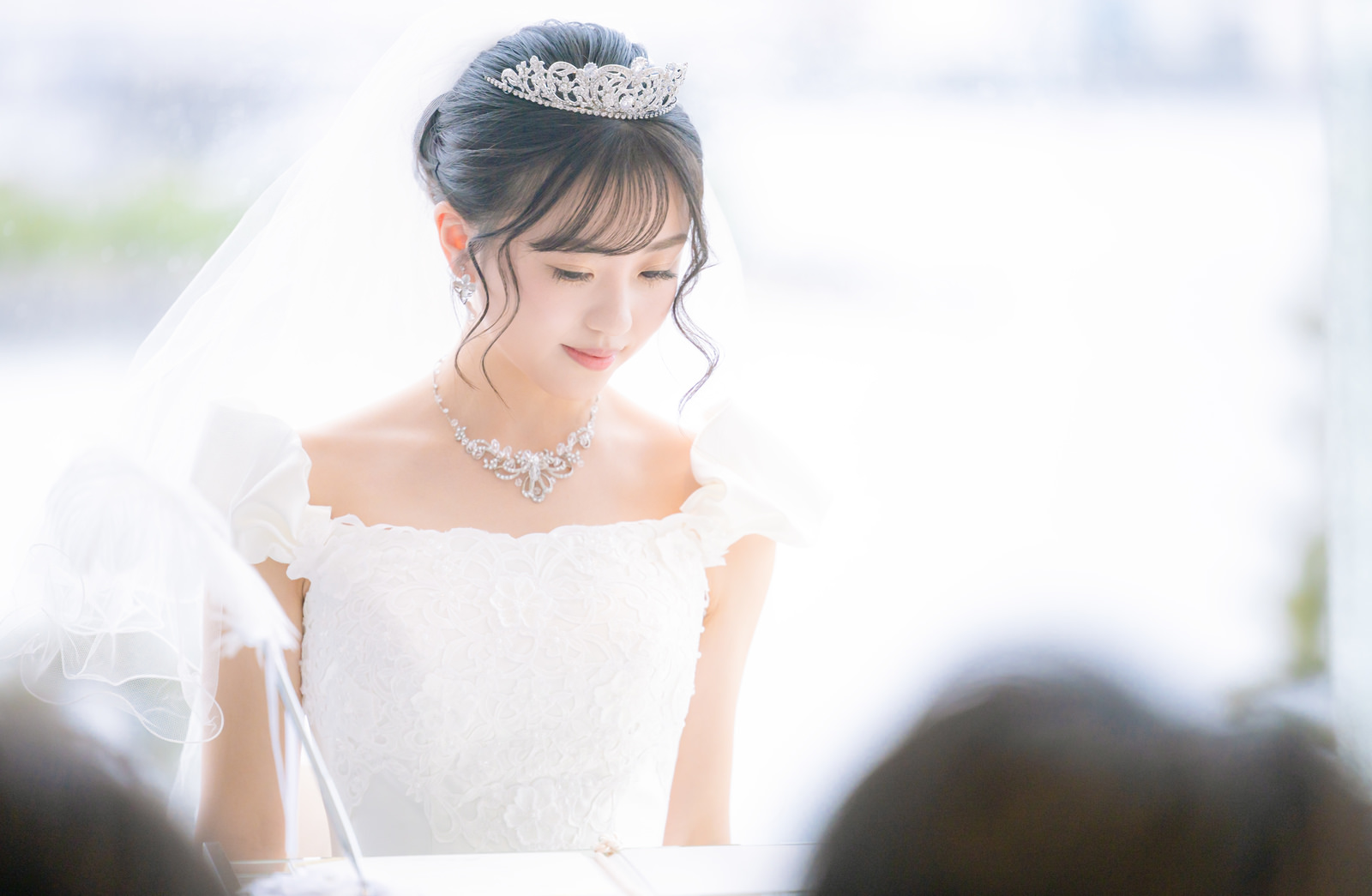 ティアラ＆ヴェールで叶える！花嫁様のウェディングを彩るコーディネート術
