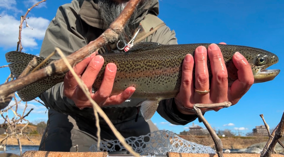 本流のウェット、ストリーマーの釣りって
