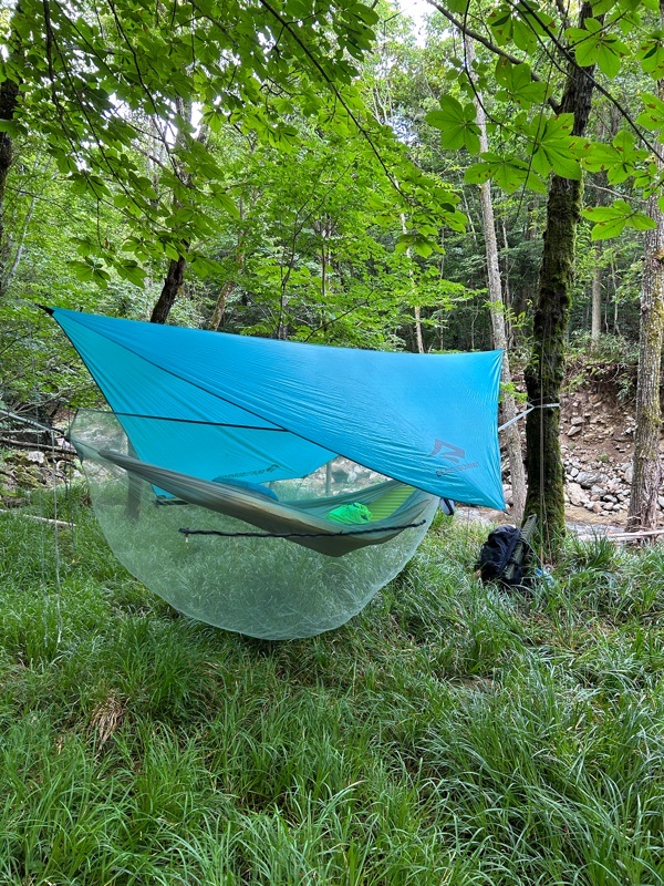 渓流ハンモック泊