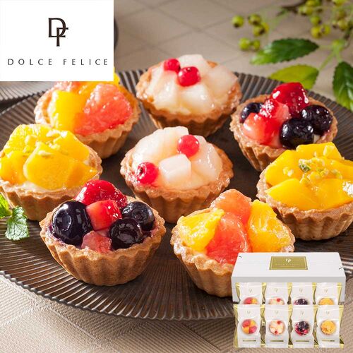 フルーツたっぷりのタルトー！！色鮮やかなギフトにおすすめの商品でーす(^O^)／