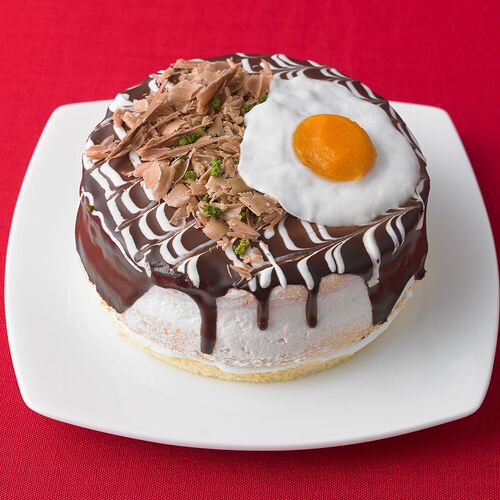 今日は私のイチオシ商品のご紹介です!(^^)!見た目はお好み焼き！だけどケーキなんです(^。^)