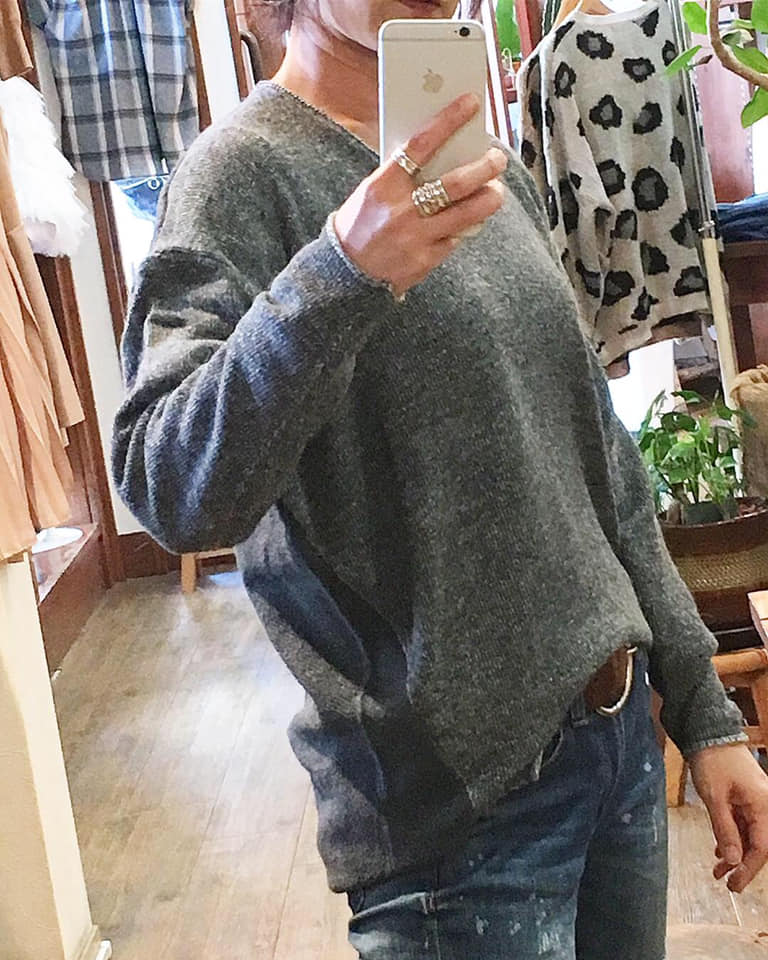 異素材MIX Vネックニット