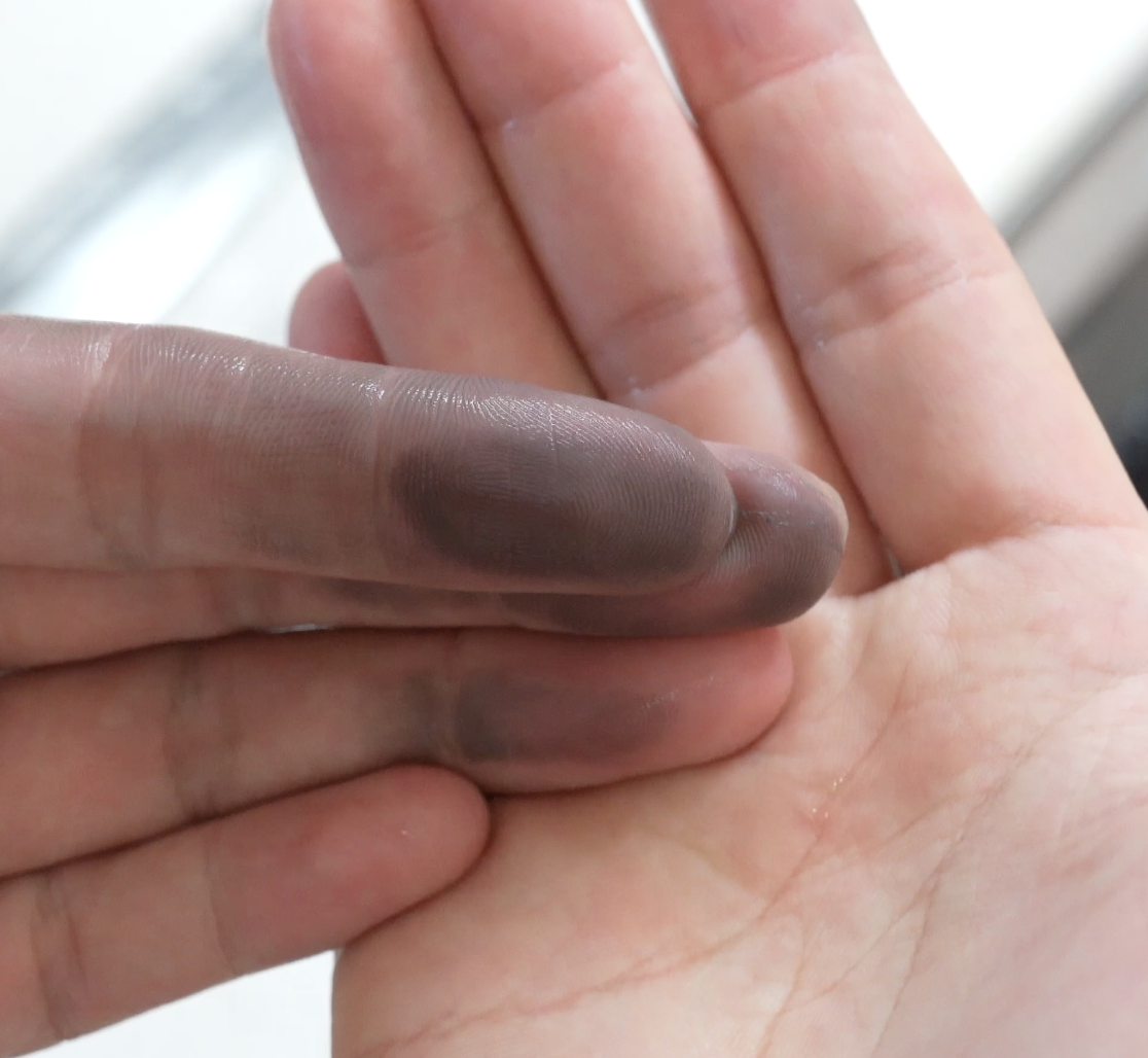 「爪を汚したくない！」包丁研ぎで 手をきれいに保つ方法