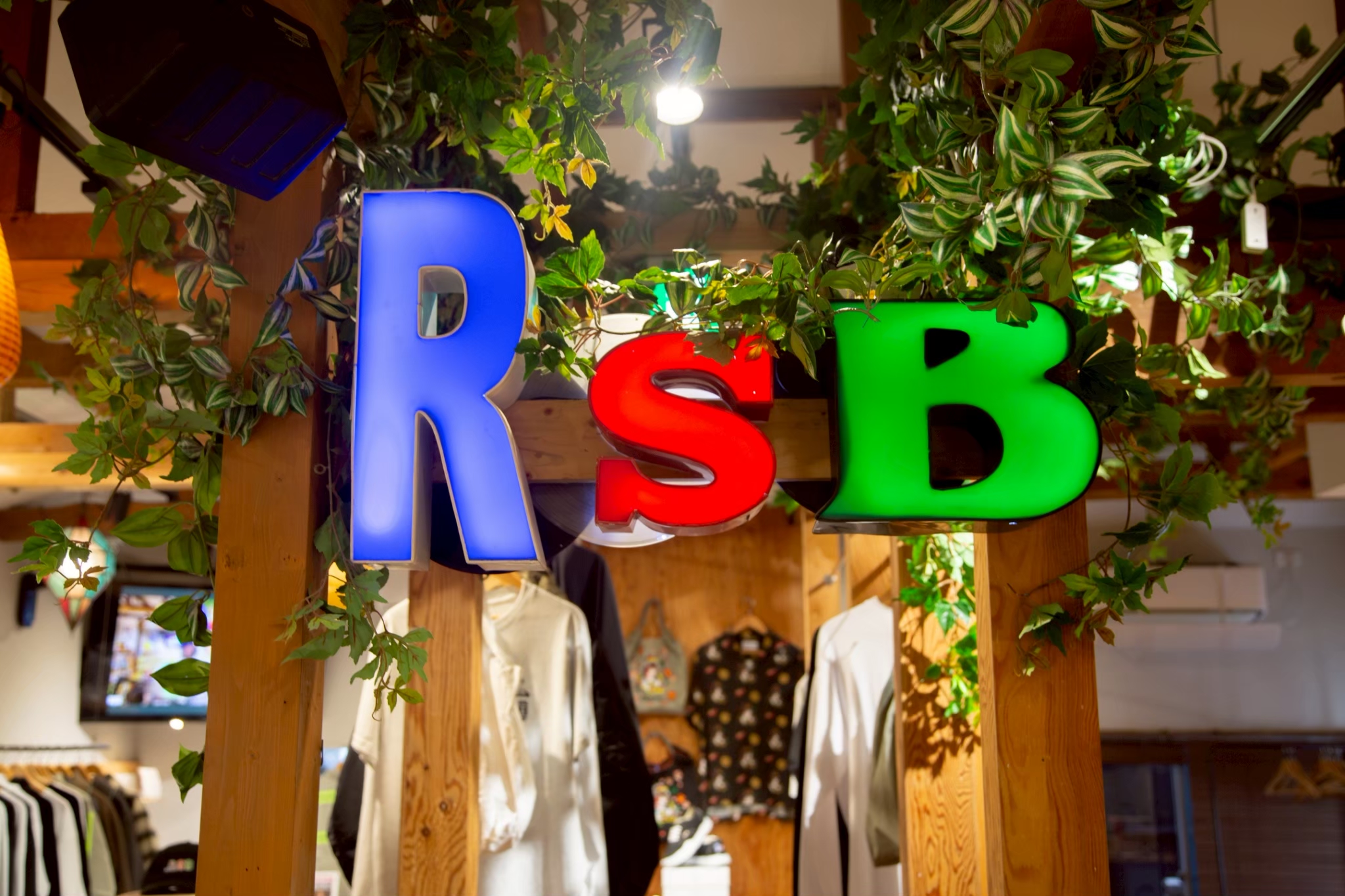 RIVERSIDE BASE公式LINE開設のお知らせ