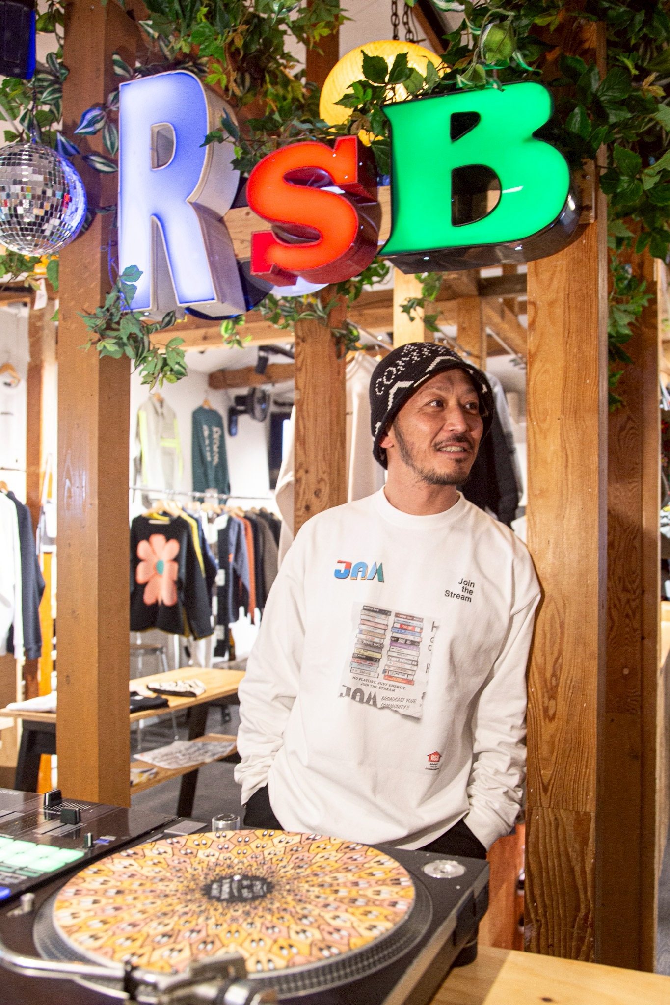 『RSB × JAM』コラボレーション T-SHIRT 発売