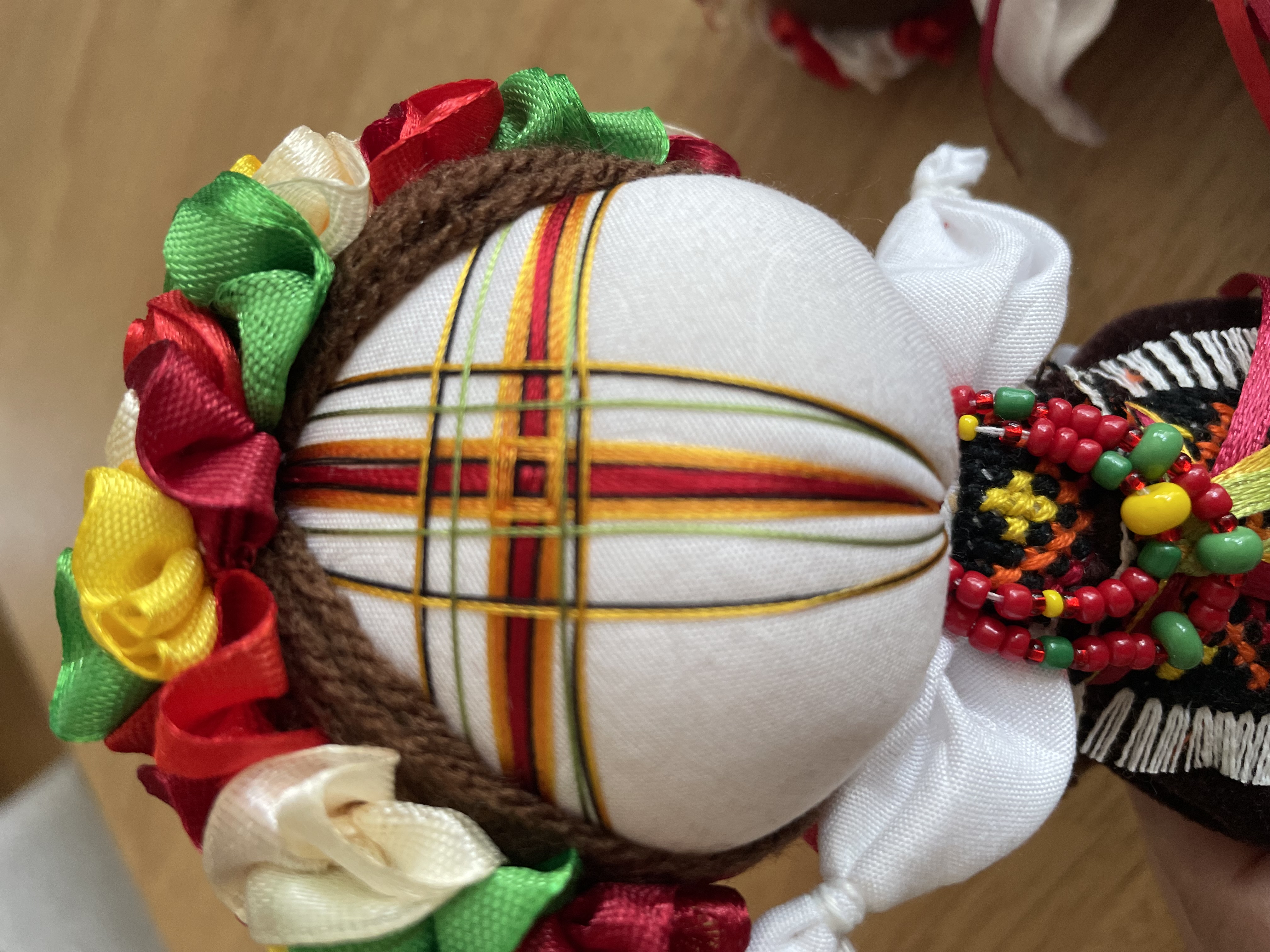 【ウクライナの伝統工芸品・お守り】たくさんのモタンカ人形 ウクライナより日本に到着してます♪