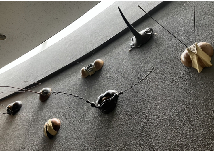 昆虫のかしらオブジェ