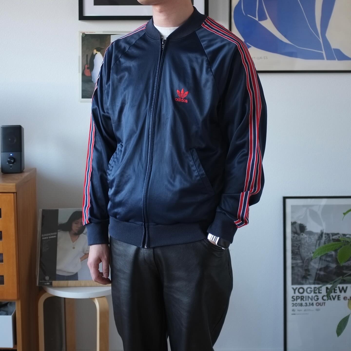アディダス 名作ATPジャケットはいかが?