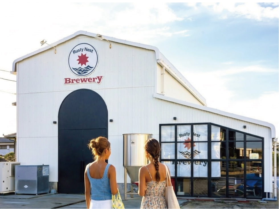 潮風を感じながら味わう、極上のクラフトビール「Rusty Nest Brewery」