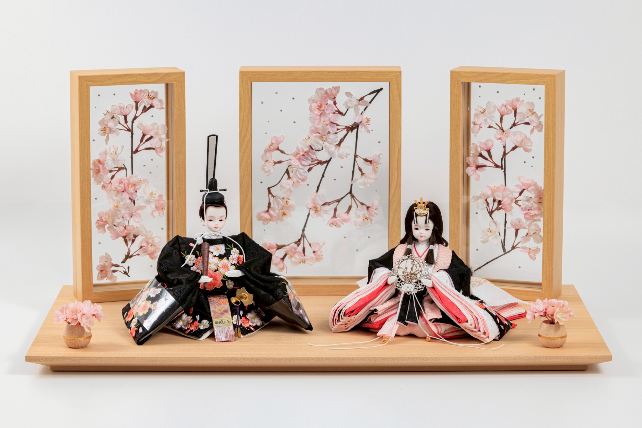 ひな祭りの由来とリニューアルオープンのお知らせ