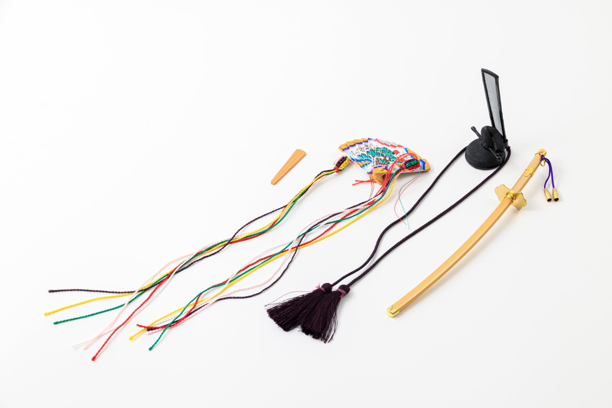 烏帽子の紐の結び方を動画でご紹介