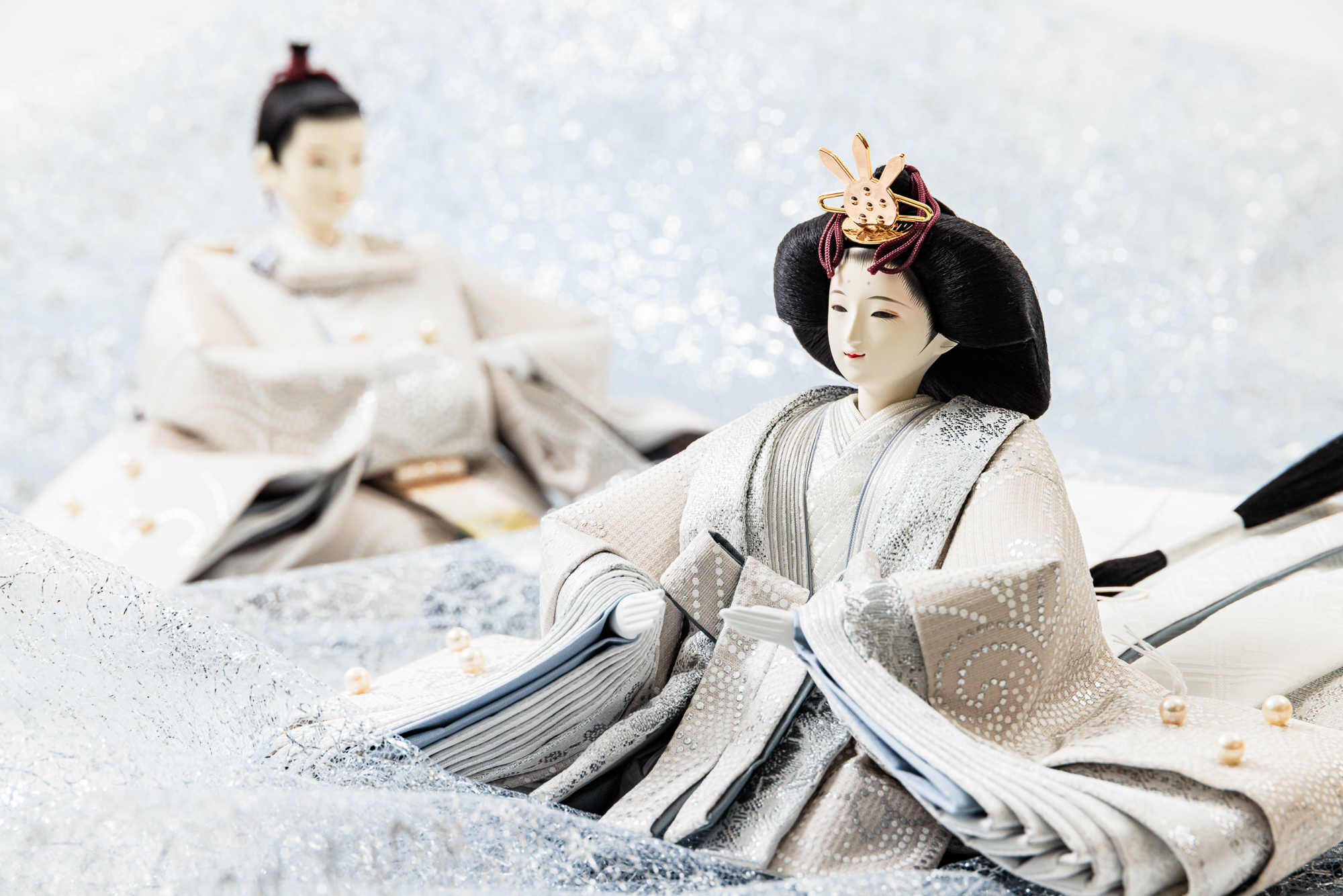 今年度限定入荷のお衣裳のご紹介②　～真珠と銀箔を使用したお着物・本着せの最上級仕立ての衣裳～