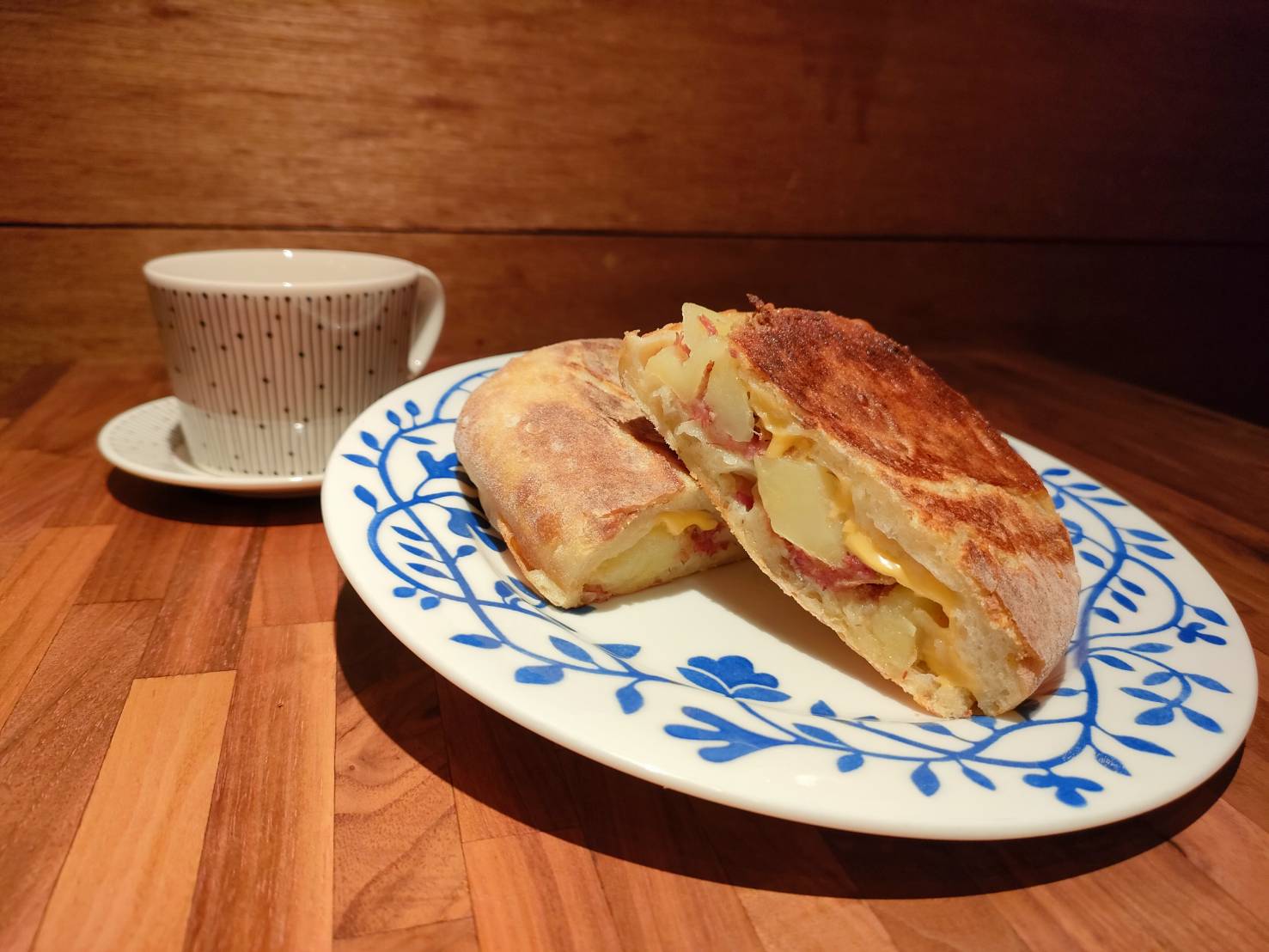 【新メニュー】ホットサンド始めました