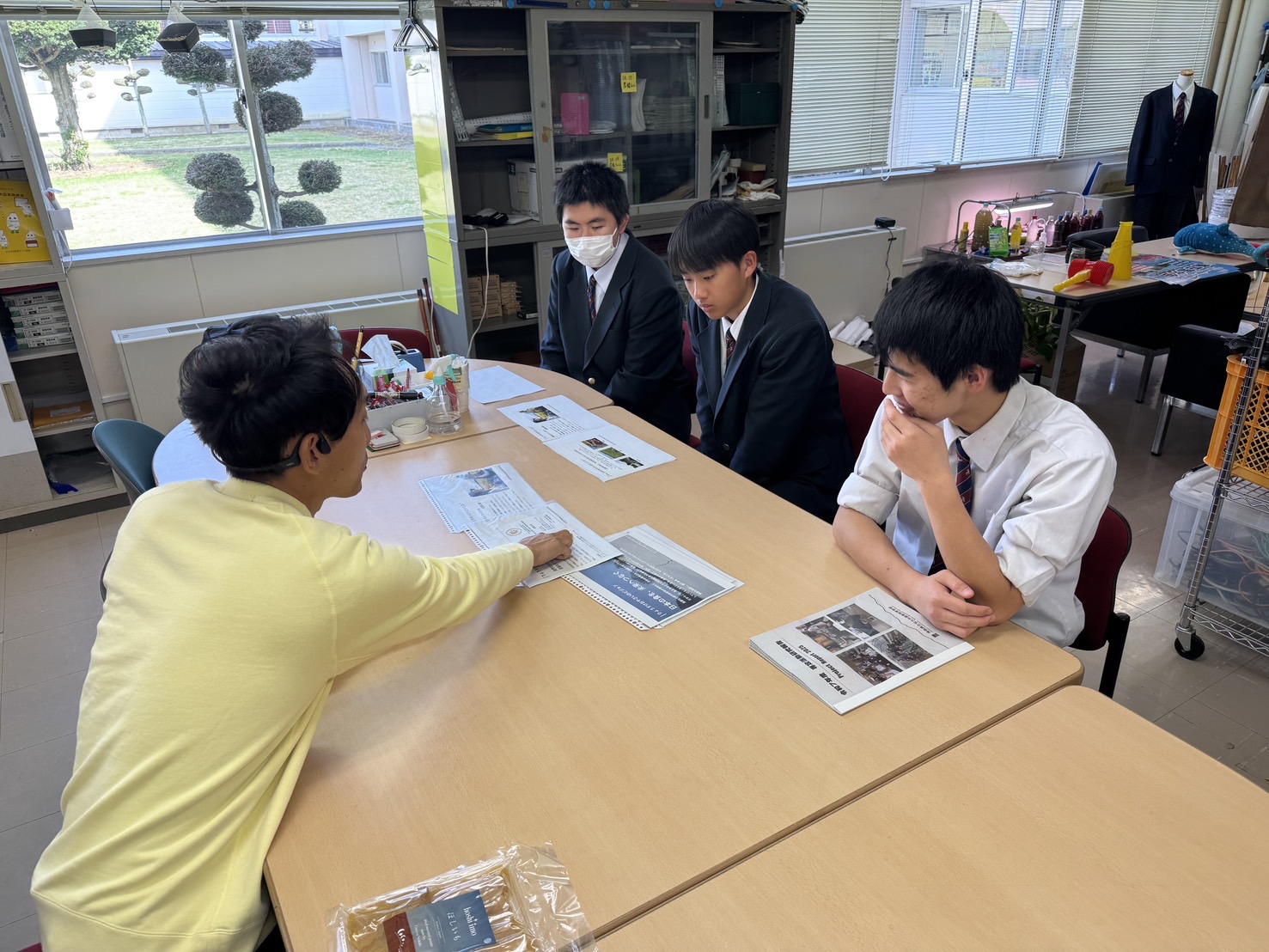 名久井農業高校の生徒さんたちと座談会