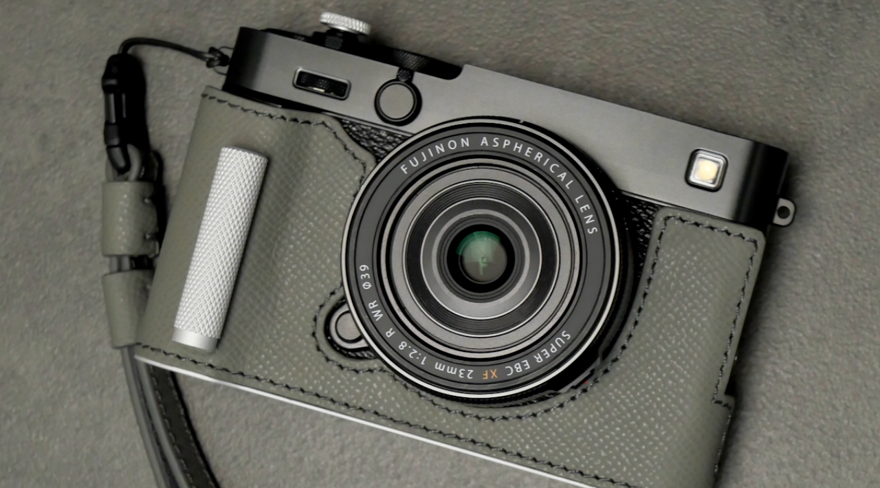 X-E5用ケース入荷予定について