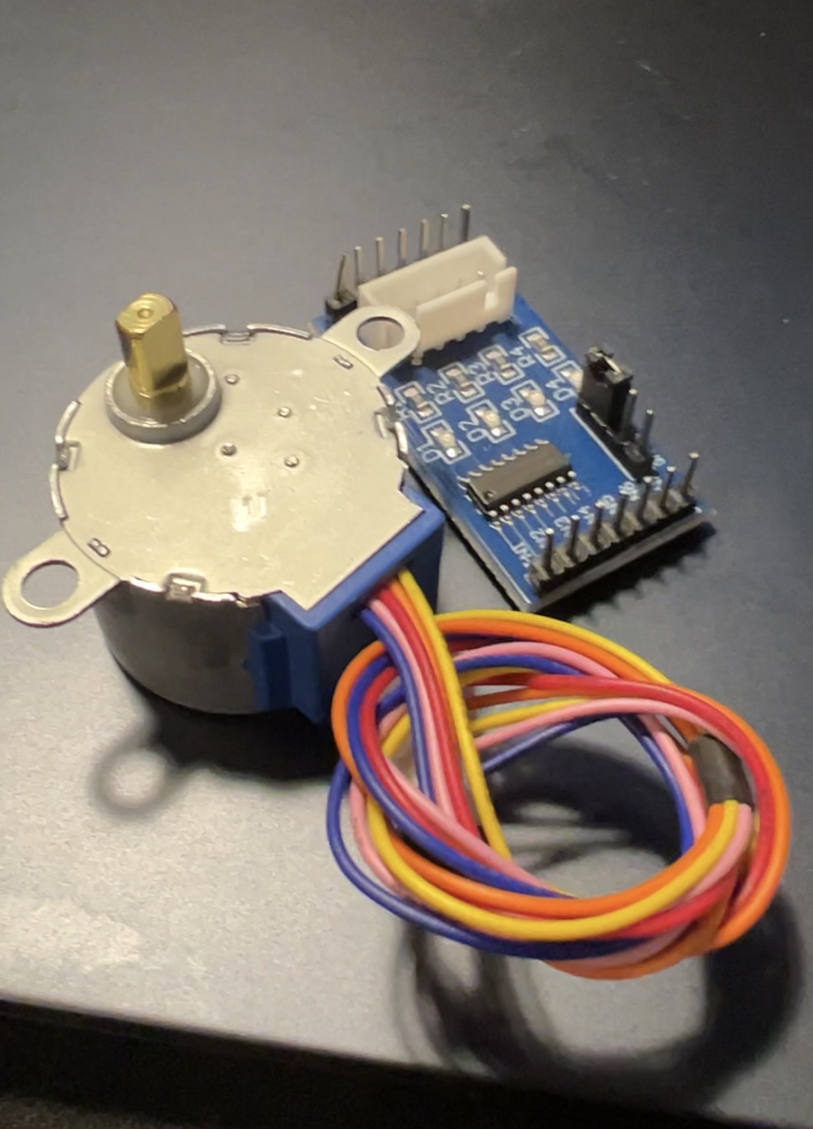 ステッピングモーターを回す（開閉式通気口作り）