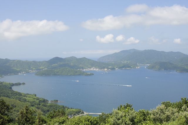 島根県・隠岐島で作られている「こじょうゆ味噌」は万能調味料です！