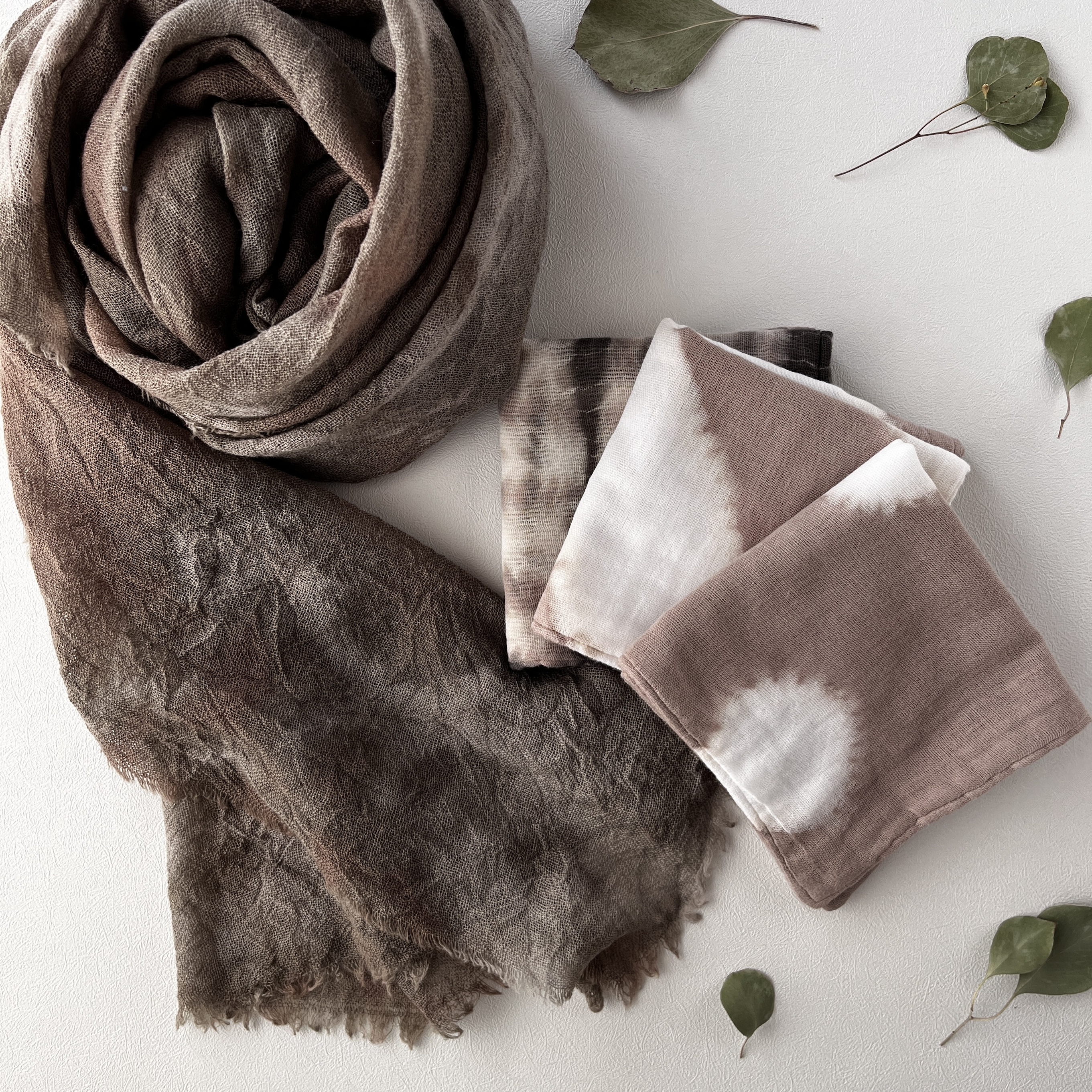 ユーカリ染めと出店のお知らせ