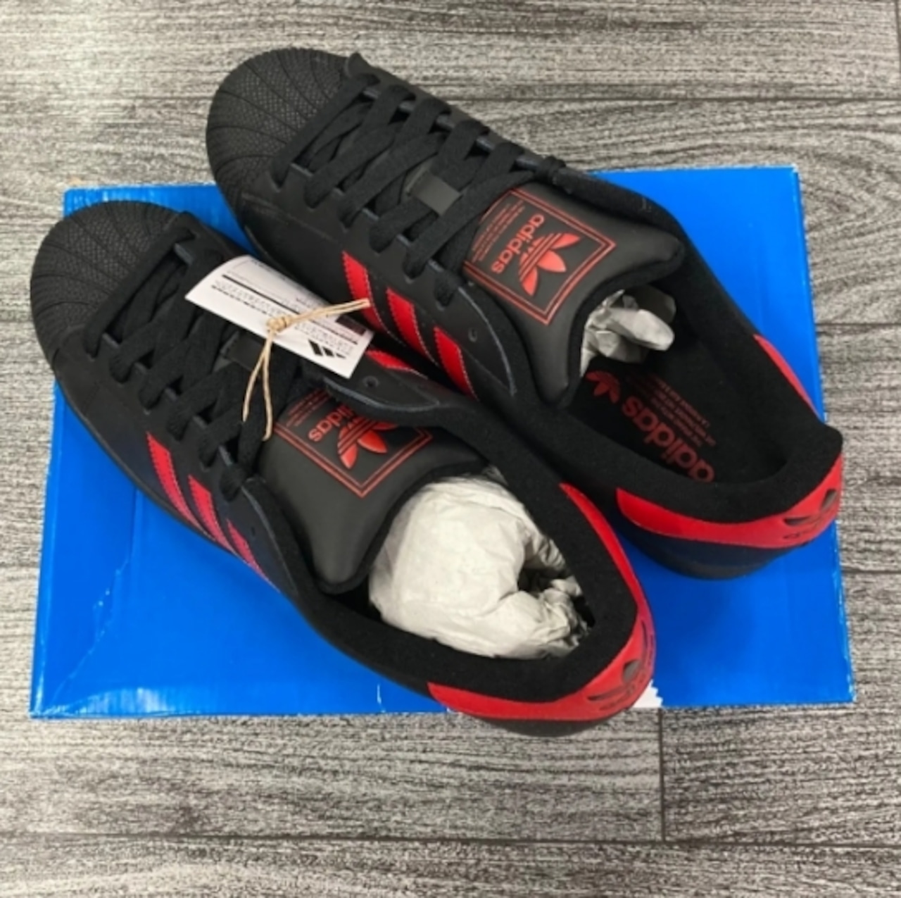 アディダススニーカー👟であらたな革命を起こしたいあなたへ👍👍至高のメンズへと導かれます…