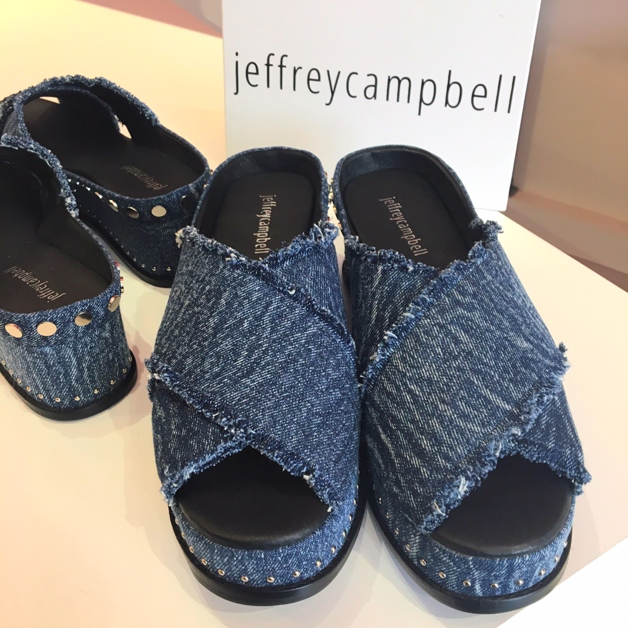 JEFFREY　CAMPBELL新作入荷♪