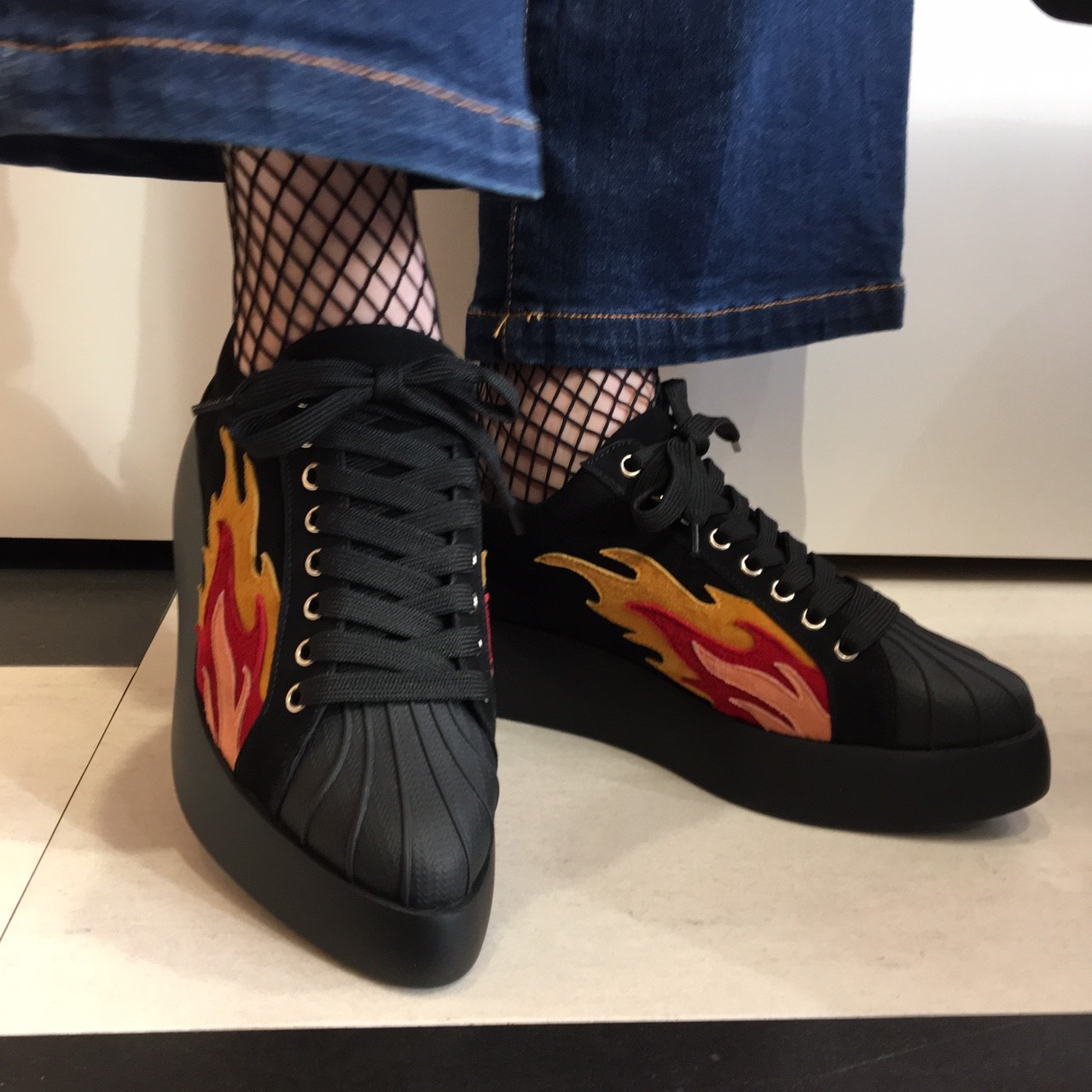 JEFFREY CAMPBELL　17SS