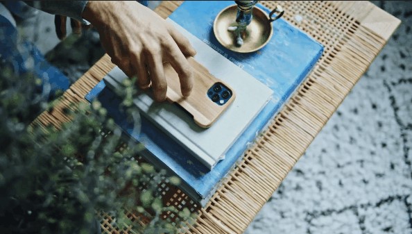 木製スマホケース Bark (バーク) の特徴②