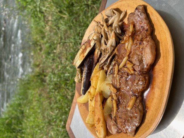 CAMP MARKET【<お肉🥩🔥>焼くだけ… 】画像にてm(_ _)m