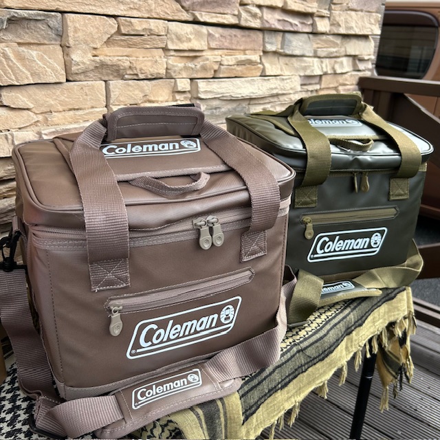 Coleman【🆕アルティメイトアイスクーラーⅡ/15L<グレージュ/オリーブ>】 が登場入荷❗️