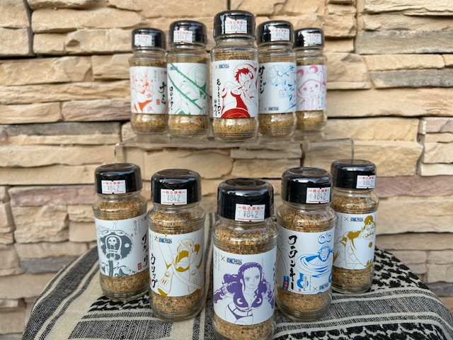 【ONE  PIECEワンピース】麦わら一味✖️アウトドアスパイスほりにし限定デザイン 登場❗️👒